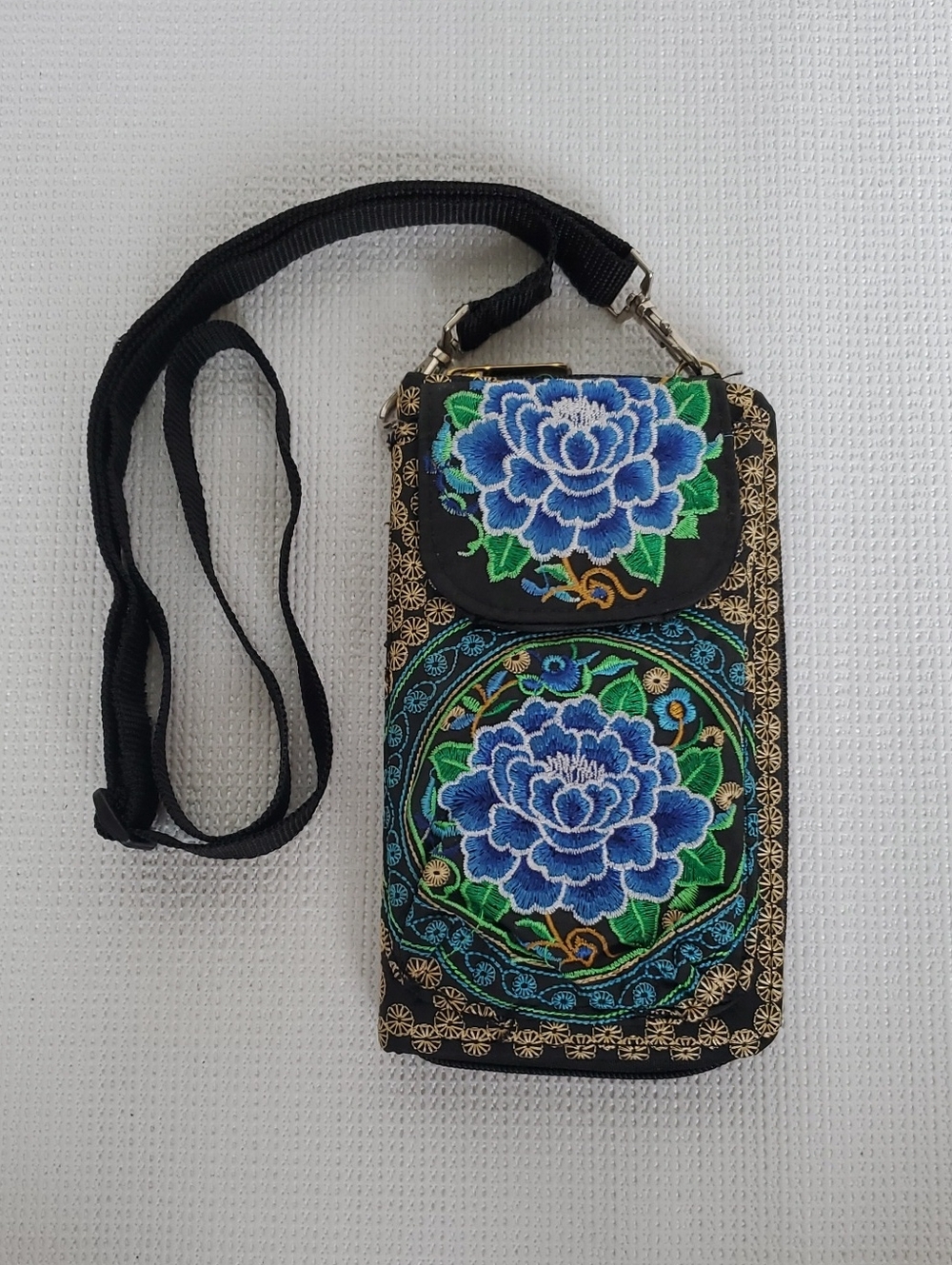 Embroidered Blue Green Floral Crossbody Wallet Phone Bag